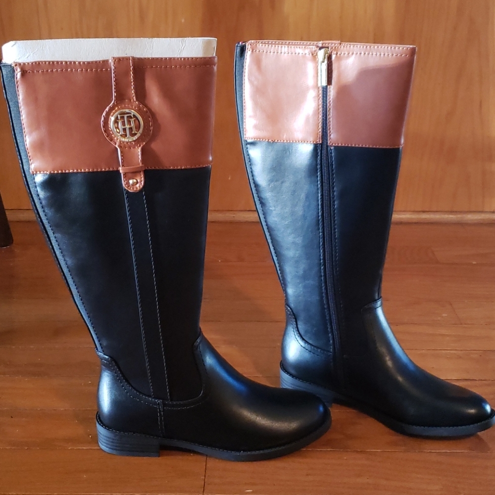 Boots - Picture 2 of 3